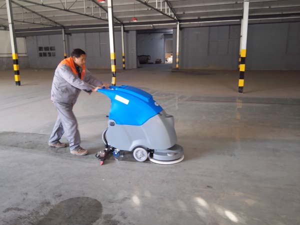 艾隆AL50B工业洗地机解决新建车间地面清洁问题