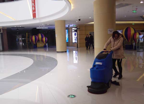 青岛太平洋购物中心再次购买手推式洗地机